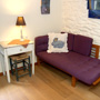 img/allotjament/4/mini/3-conills-sofa.jpg
